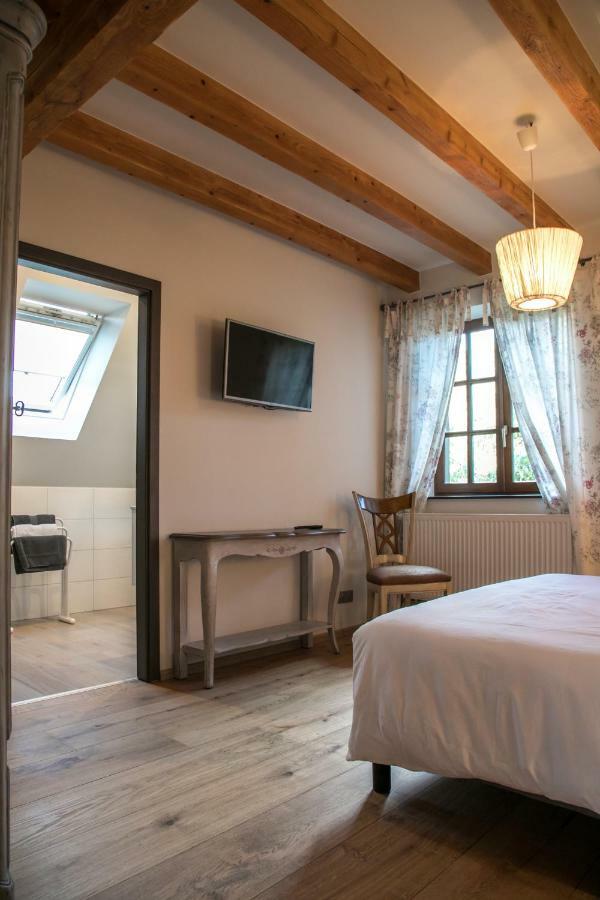 أوتْروت Les Chambres Chez Christine المظهر الخارجي الصورة